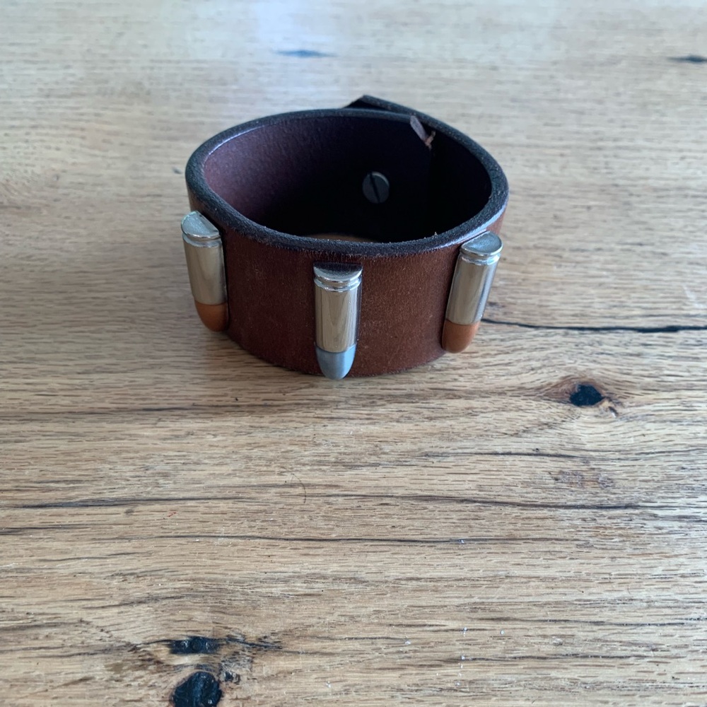 Bullet Leather Bracelet Snap on Unisex Preloved‎
